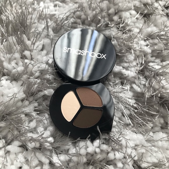 Smashbox Shadow: Vanilla, Sable, & Sumatra 🎂 - Picture 2 of 3